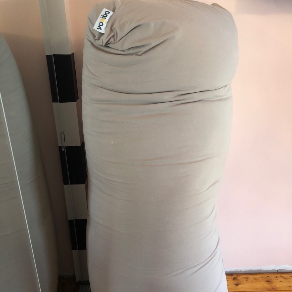 Yogibo beanbag